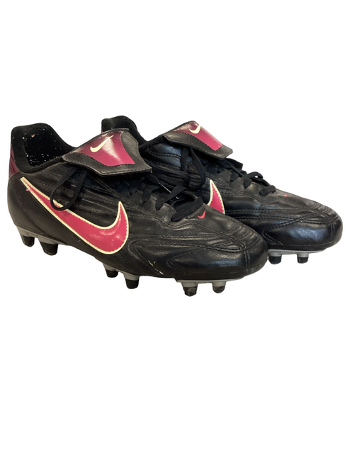 Vist Large View of Product Image Which is Used Nike Adult Football Cleats Sr7