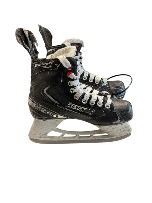 Vist Large View of Product Image Which is Used Bauer VAPOR X3.5 SZ 3.5 Junior Hockey Skate Junior 03.5