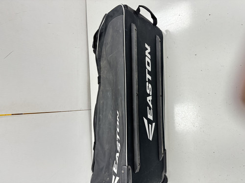 Vist Large View of Product Image Which is Used Easton BLACK BB/SB Team Catcher Bag Black