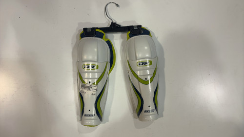 Vist Large View of Product Image Which is Used DR SG FUTURE STAR 9.5 Youth Shin Guards White 9 1/2"