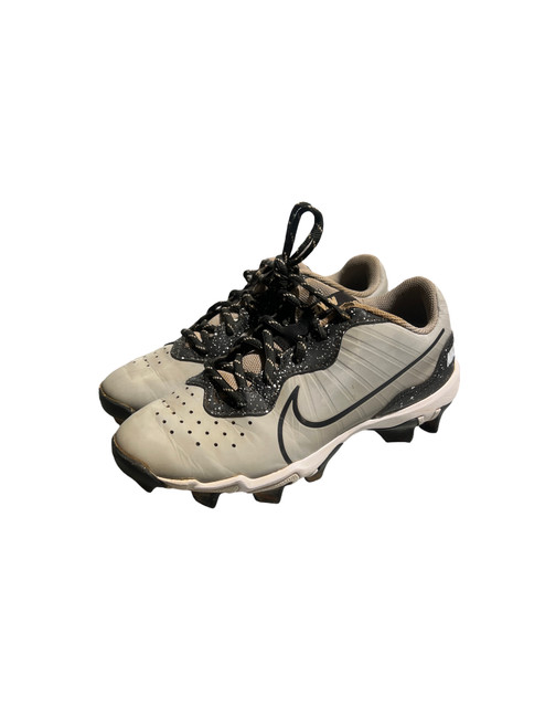 Vist Large View of Product Image Which is Used Nike CLEATS BB/SB Cleats Grey Junior 05