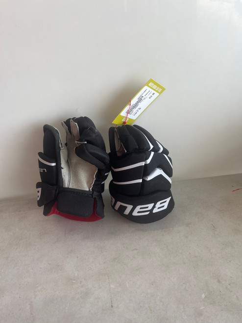 Vist Large View of Product Image Which is Used Bauer LEGACY Youth Gloves Black 8"