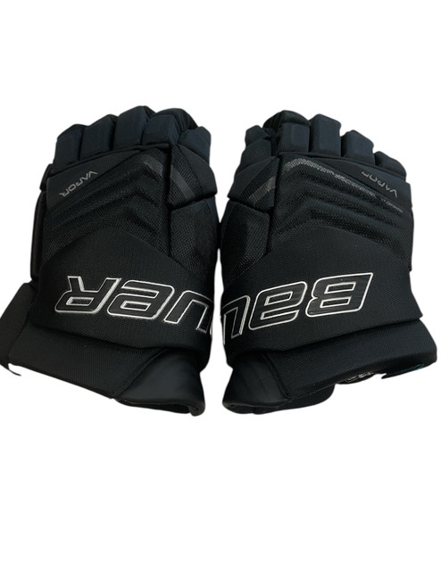 Vist Large View of Product Image Which is Used Bauer VAPOR FLY LITE Senior Gloves Black 15"