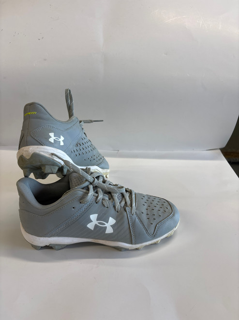 Vist Large View of Product Image Which is Used Under Armour BBALL CLEATS BB/SB Cleats None Junior 05