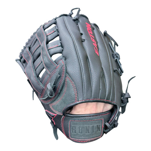 Vist Large View of Product Image Which is Used Easton RONIN BB/SB Glove RH Throw Black 14"