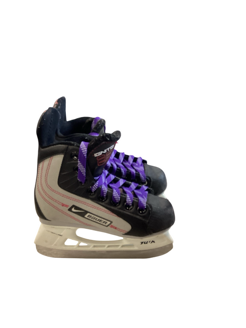 Vist Large View of Product Image Which is Used Bauer IGNITE Youth Hockey Skate Youth 10.0