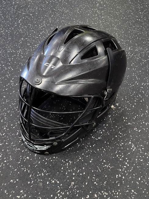 Vist Large View of Product Image Which is Used Cascade CASCADE CS Lacrosse Helmet Black One Size