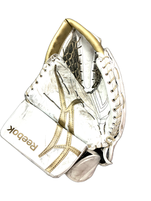 Vist Large View of Product Image Which is Used Reebok 9000 Senior Goalie Catcher White