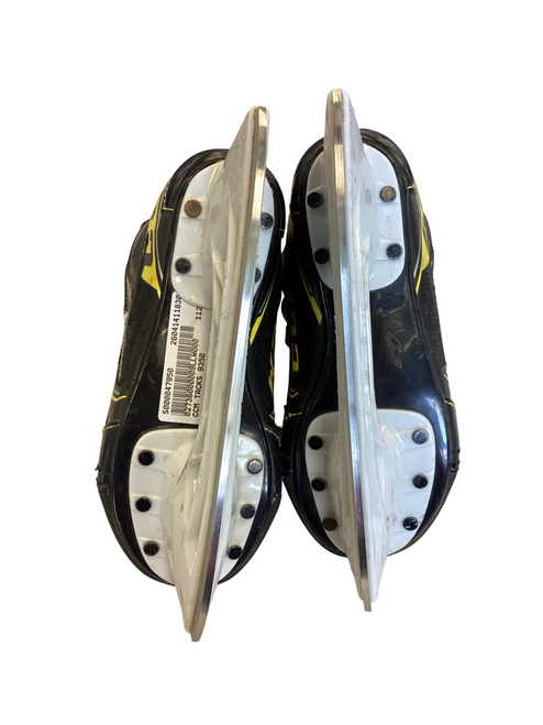 Vist Large View of Product Image Which is Used CCM TACKS 9350 Youth Hockey Skate Youth 10.0