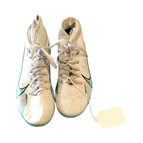 Vist Large View of Product Image Which is Used Nike Soccer Cleats White Youth 07.0