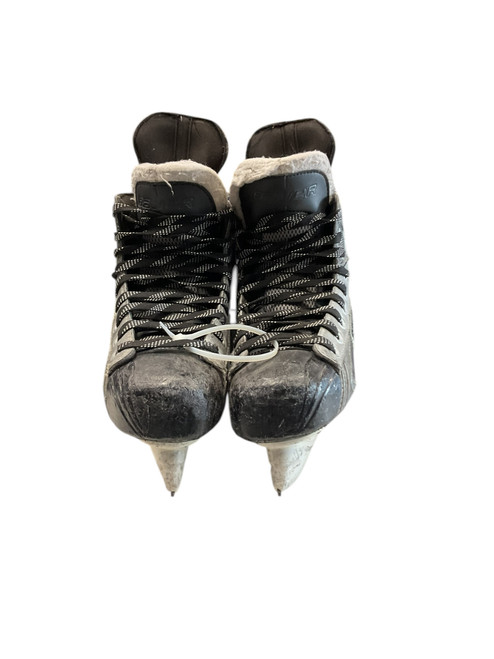 Vist Large View of Product Image Which is Used Bauer X5.0 SZ 4.5 Intermediate Hockey Skate Intermediate 4.5
