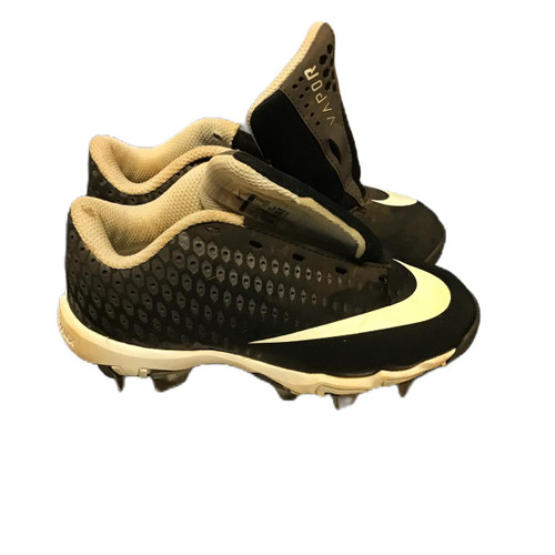 Vist Large View of Product Image Which is Used Nike Vapor Fastflex Baseball Cleats Black Youth 11.0
