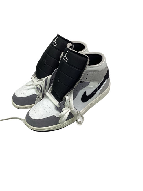 Vist Large View of Product Image Which is Used Jordan Basketball Shoes M Grey Senior 10.5