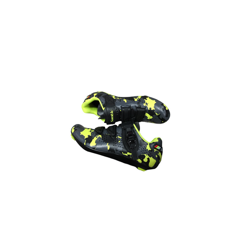Vist Large View of Product Image Which is Used Running/X-Train Shoes M