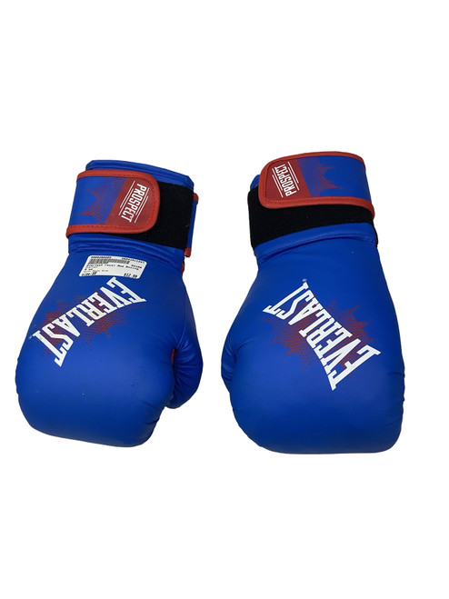 Vist Large View of Product Image Which is Used Everlast Boxing Gloves Royal Blue Senior