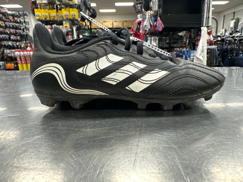 Vist Large View of Product Image Which is Used Adidas Copa Soccer Cleats Black Junior 01