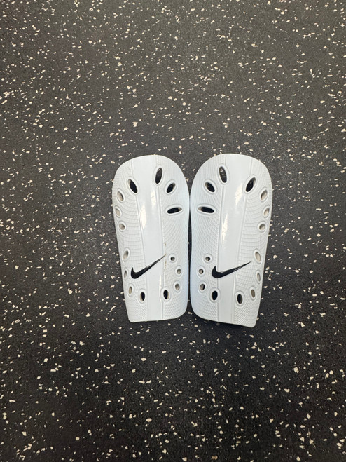 Vist Large View of Product Image Which is Used Nike Soccer Shin Guards Adult White MD