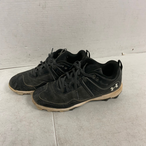 Vist Large View of Product Image Which is Under Armour Baseball and Softball Baseball and Softball Cleats
