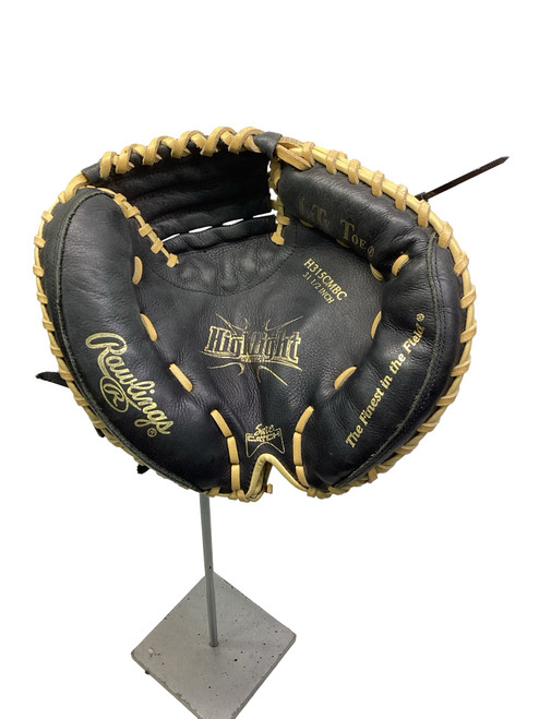Vist Large View of Product Image Which is Used Rawlings HIGHLIGHT SERIES BB/SB Catchers RH Throw Black 31 1/2"