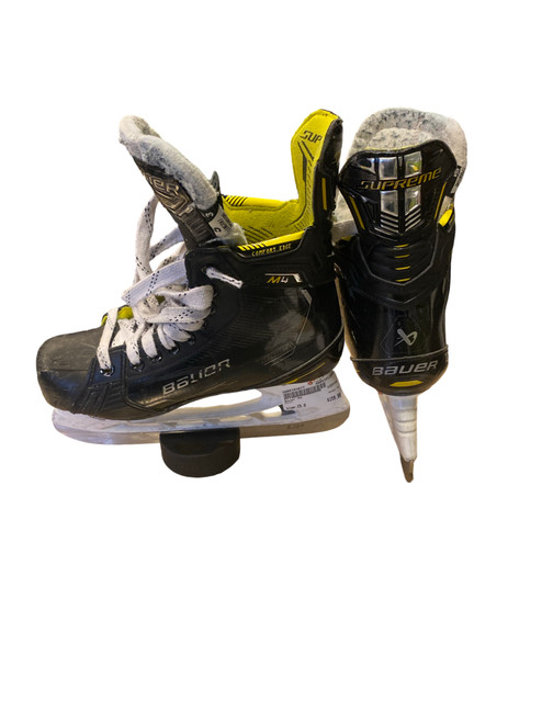 Vist Large View of Product Image Which is Used Bauer M4 Intermediate Hockey Skate Intermediate 5.0