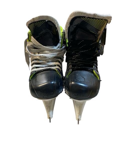 Vist Large View of Product Image Which is Used Bauer GSX Senior Hockey Skate Senior 8