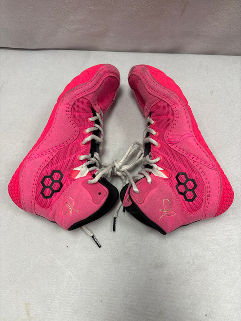 Vist Large View of Product Image Which is Used Rudis Wrestling Shoes Pink Senior 6