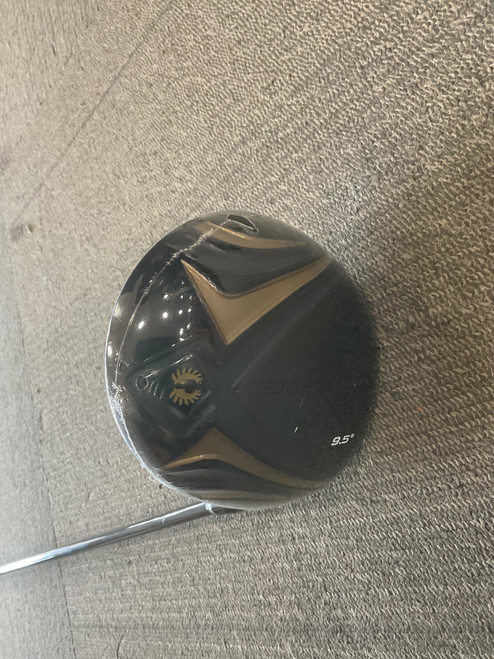 Vist Large View of Product Image Which is Used AURELIUS EMPEROR Mens Driver RH 9.5 Degree