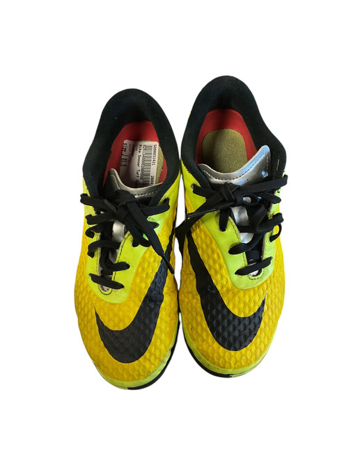 Vist Large View of Product Image Which is Used Nike Soccer Turf Shoes Yellow Junior 01.5