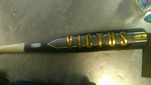 Vist Large View of Product Image Which is Used Victus VANDAL BB/SB USSSA 2 3/4 Bat 30"