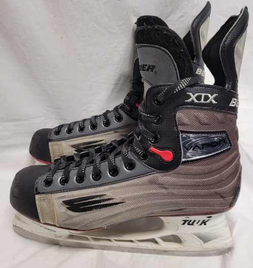 Vist Large View of Product Image Which is Used Bauer VAPOR XIX Senior Hockey Skate Senior 9.5