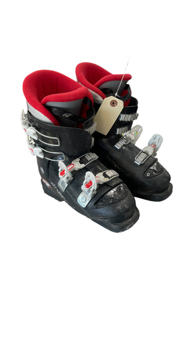 Vist Large View of Product Image Which is Used Nordica NORDICA GPT Boys DH Ski Boot Black 235 MP - J05.5 - W06.5