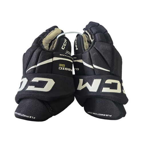 Vist Large View of Product Image Which is Used CCM TACKS CLASSIC SE GLOVES 13 Senior Gloves Black 13"