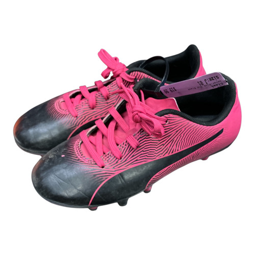 Vist Large View of Product Image Which is Used Puma Soccer Cleats Pink And Black Junior 01