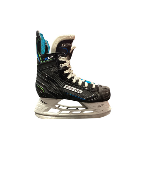 Vist Large View of Product Image Which is Used Bauer XLP Junior Hockey Skate Junior 03