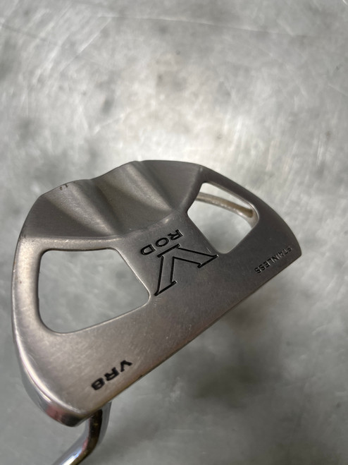 Vist Large View of Product Image Which is Used Affinity V ROD 8 Mens Putter RH