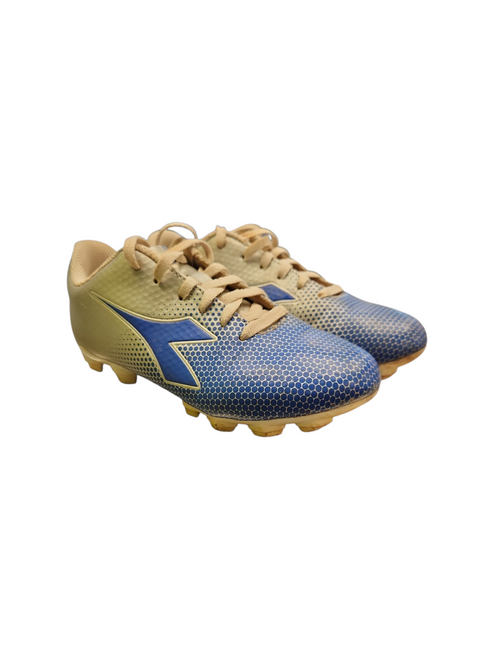 Vist Large View of Product Image Which is Used Diadora SILVER AND BLUE Soccer Cleats Grey Junior 01.5