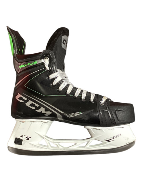 Vist Large View of Product Image Which is Used CCM MAXX PLUS Senior Hockey Skate Senior 7