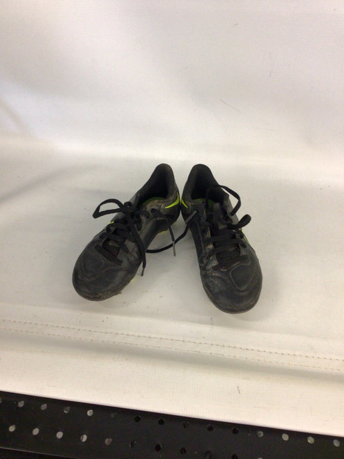 Vist Large View of Product Image Which is Used Nike Soccer Cleats Black Adjustable
