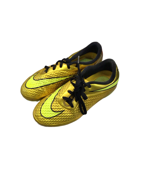 Vist Large View of Product Image Which is Used Nike Soccer Cleats Yellow Junior 03.5