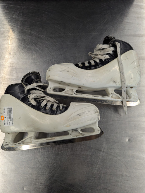 Vist Large View of Product Image Which is Used CCM TACKS 852 GOALIE Senior Goalie Skate Senior 9.5