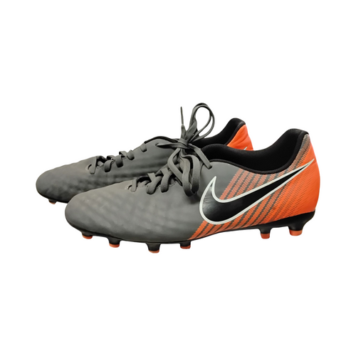 Vist Large View of Product Image Which is Used Nike MAGISTA Soccer Cleats Grey Senior 7.5
