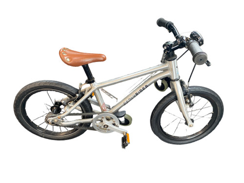 Vist Large View of Product Image Which is Used EARLY RIDER Hybrid/City Bike Boys Grey 12"