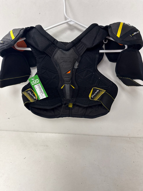 Vist Large View of Product Image Which is Used CCM TACKS 7092 Junior Shoulder Pads MD