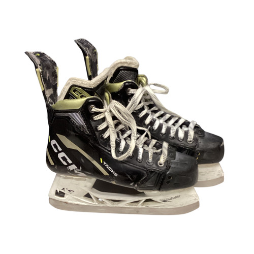 Vist Large View of Product Image Which is Used CCM TACKS CLASSIC SE Senior Hockey Skate Senior 7
