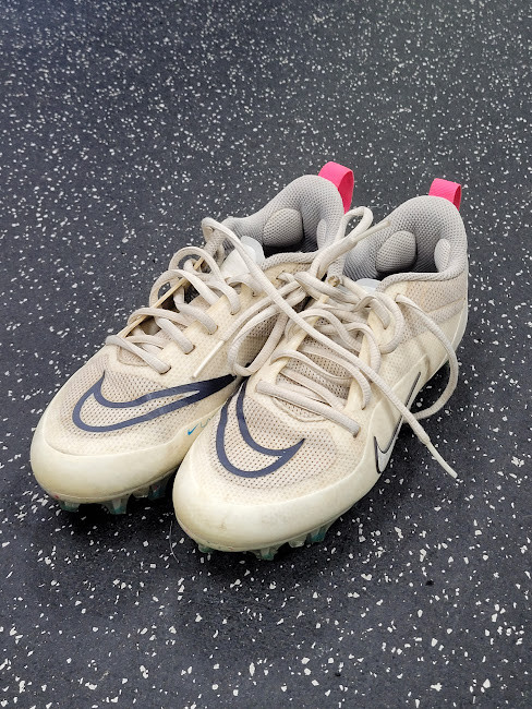 Vist Large View of Product Image Which is Used Nike LAX Cleats Boys White Junior 04.5