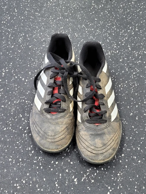 Vist Large View of Product Image Which is Used Adidas Soccer Turf Shoes Black Senior 5