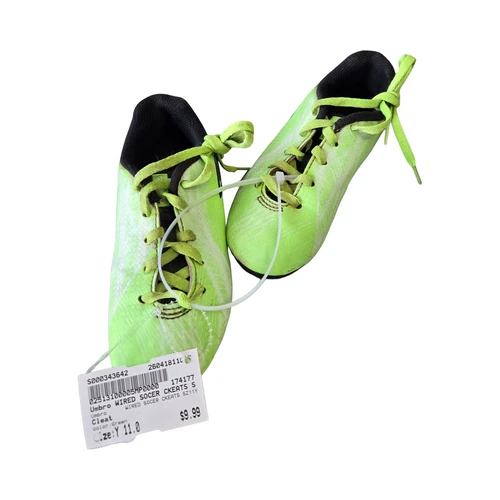 Vist Large View of Product Image Which is Used Umbro WIRED SOCER CKEATS SZ11Y Soccer Cleats Green Youth 11.0