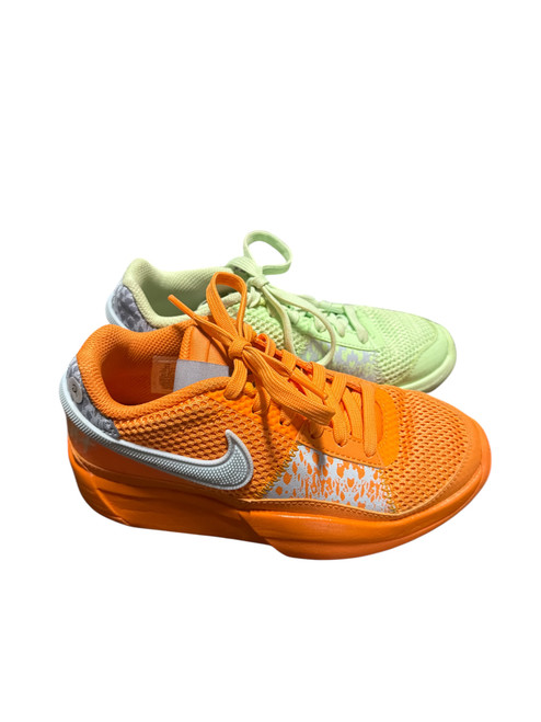 Vist Large View of Product Image Which is Used Nike Basketball Shoes Y Orange Junior 02