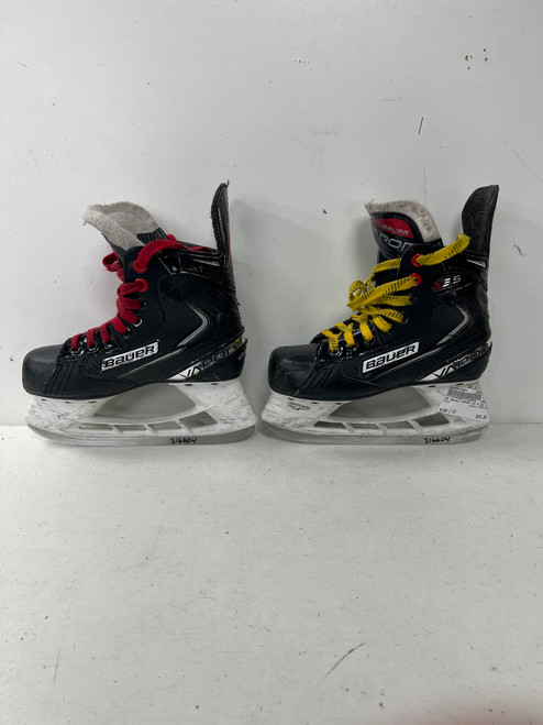 Vist Large View of Product Image Which is Used Bauer VAPOR X3.5 Junior Hockey Skate Junior 01