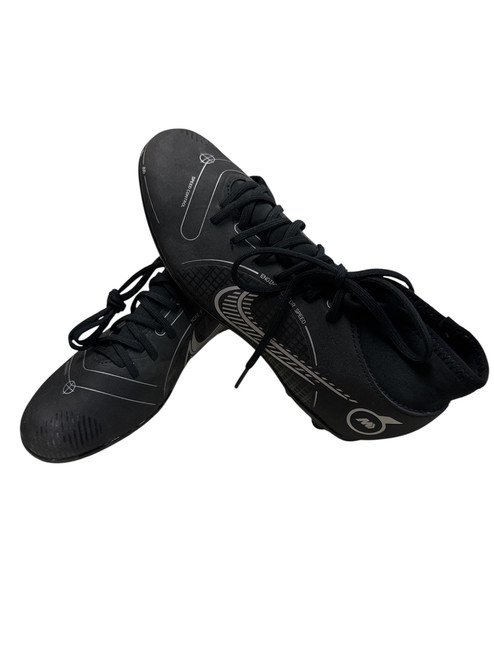 Vist Large View of Product Image Which is Used Nike Soccer Cleats Black Junior 05.5